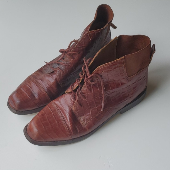 Brown Leather boots - Picture 2 of 10